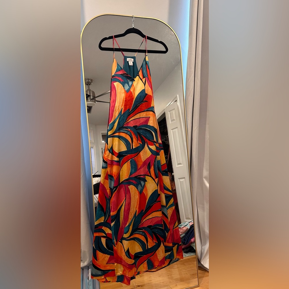 Nicole Miller Satin Abstract Maxi Dress Size L with POCKETS and shelf bra.